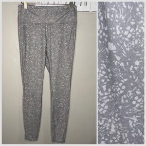 Athleta high rise Chaturanga light gray floral full length leggings size Medium
